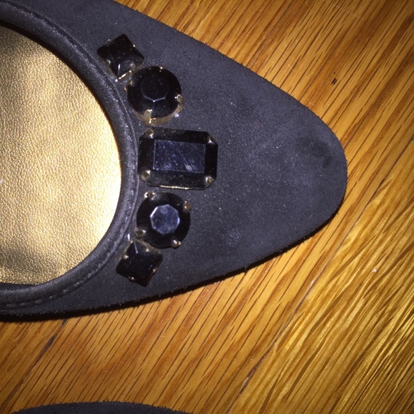 NEW Ann Taylor Loft Black suede flats with gems - Picture 4 of 7
